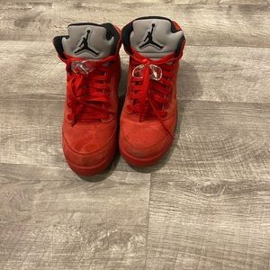 Jordan 5 red suede grade school
